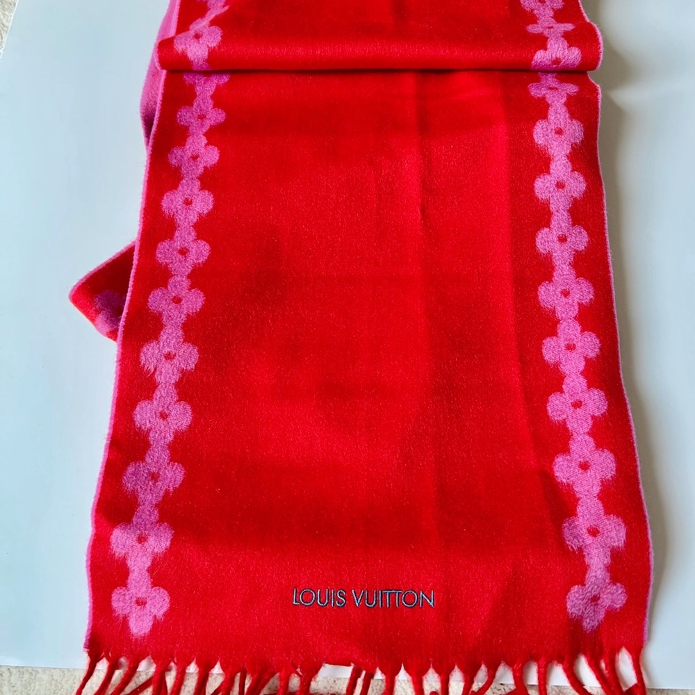 Louis Vuitton Wool Scarf